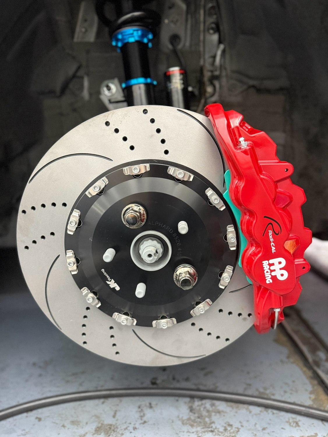 AP Racing AP 8520 六活塞卡鉗 代表照片