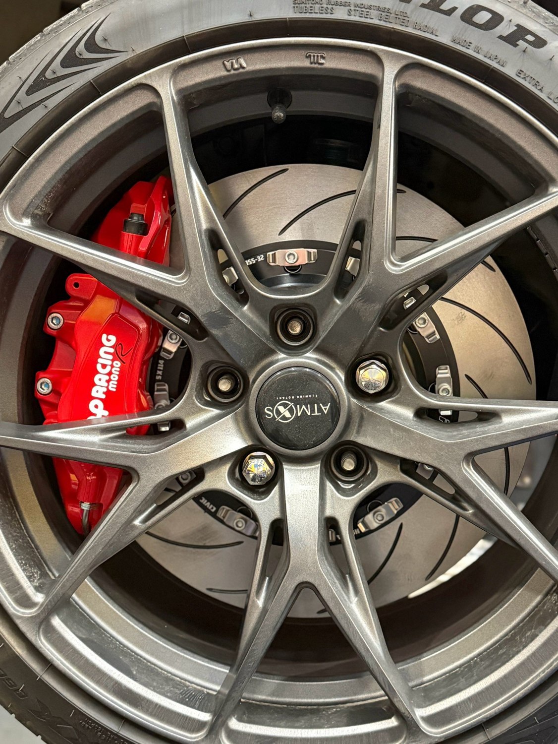 AP Racing AP 9580 四活塞卡鉗 代表照片