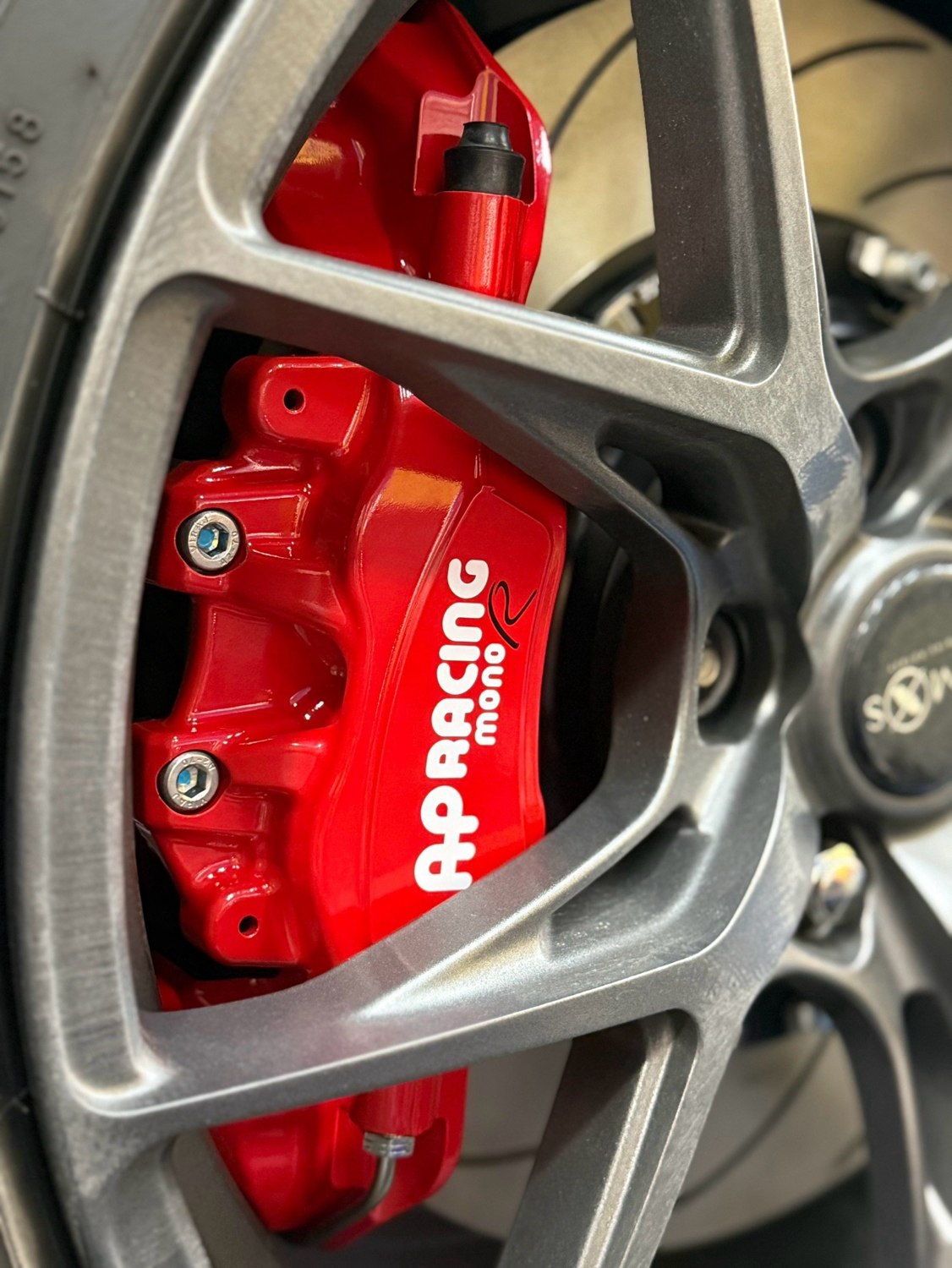 AP Racing AP 9580 四活塞卡鉗 · 5