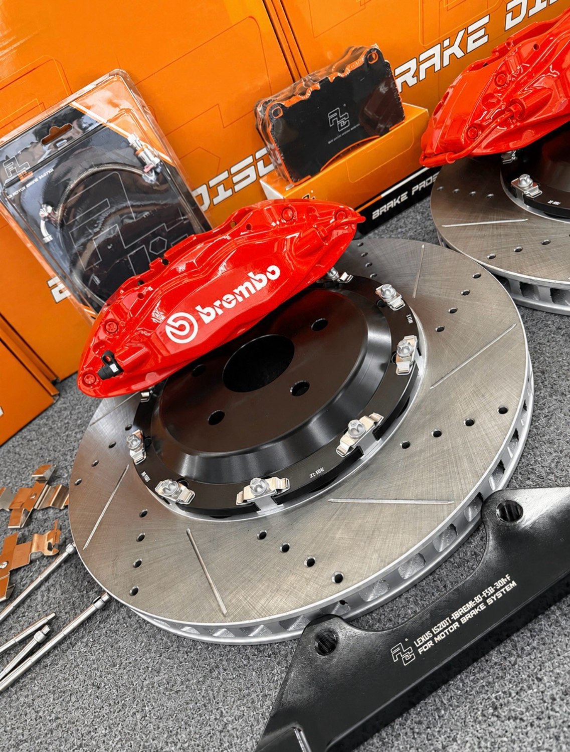 BREMBO OE F50 四活塞卡鉗 · 4